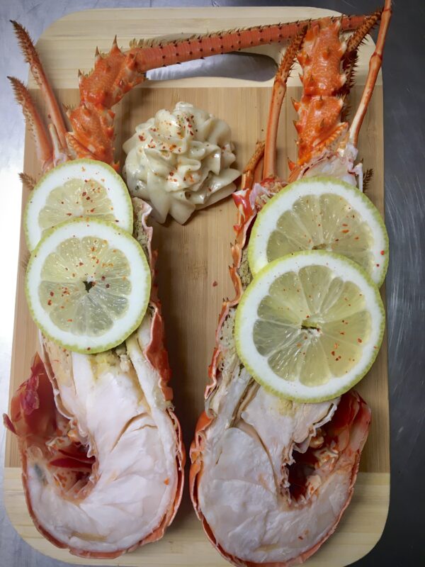 demi langouste et son aïoli