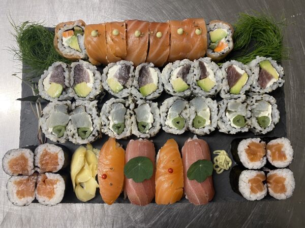 Plateau sushis St Valentin – Image 2